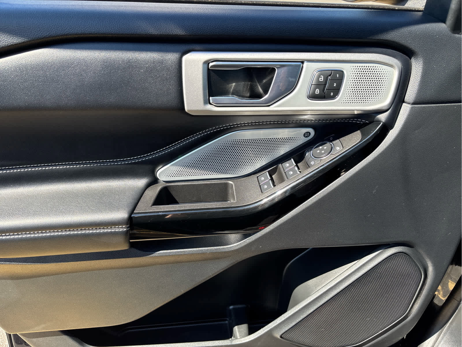 Certified 2022 Ford Explorer ST w/ Equipment Group 401A image 26