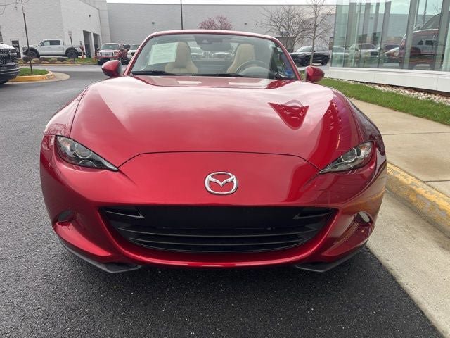 Used 2020 MAZDA MX-5 Miata RF Grand Touring RWD image 12