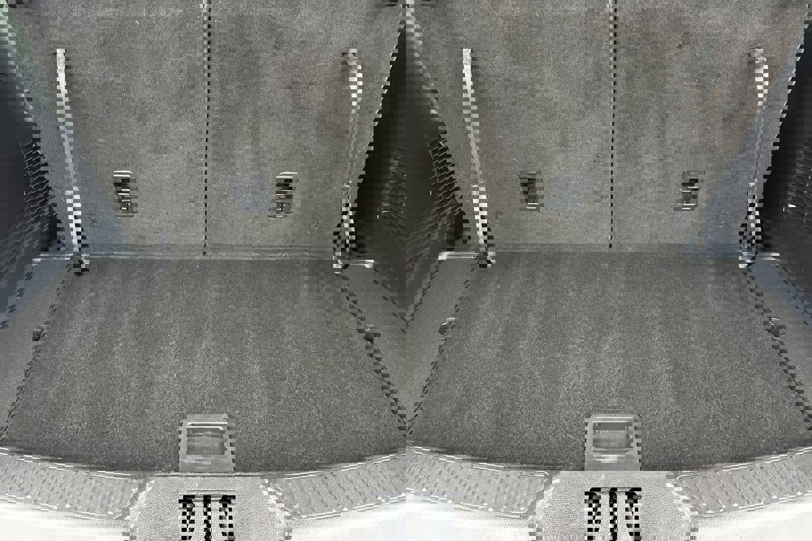 Certified 2025 Ford Explorer Active image 16