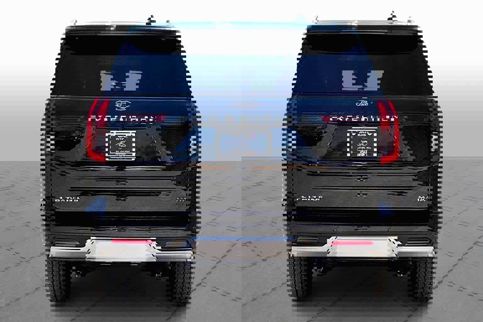 Certified 2025 Ford Expedition Max Platinum image 2