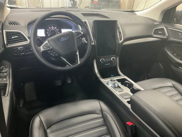 Certified 2023 Ford Edge SEL image 9
