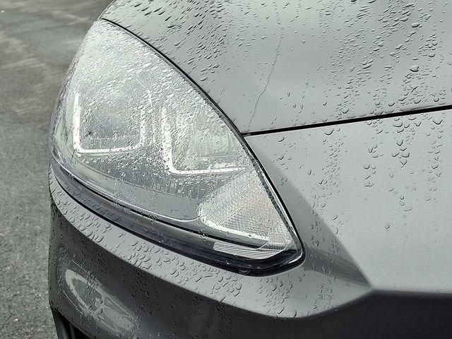 Certified 2022 Ford Escape SE w/ SE Sport Appearance Package image 9