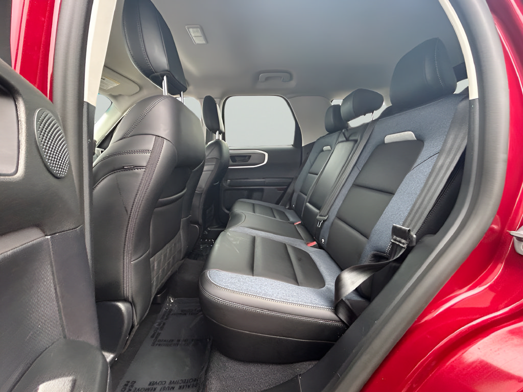 Certified 2025 Ford Bronco Sport Outer Banks w/ Outer Banks Tech Package+ AWD/4WD image 26
