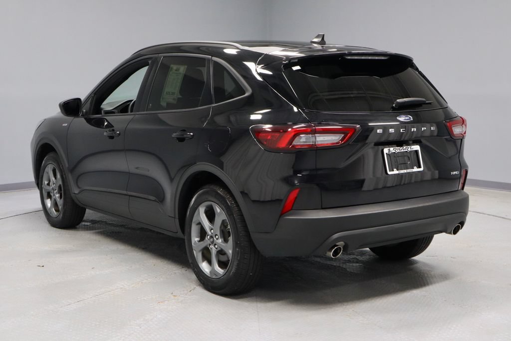 Certified 2025 Ford Escape ST-Line AWD/4WD image 8