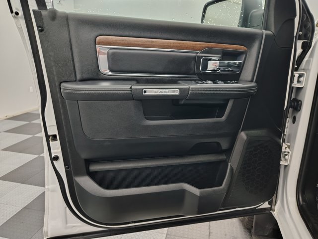 Used 2017 RAM 1500 Laramie w/ Convenience Group AWD/4WD image 21