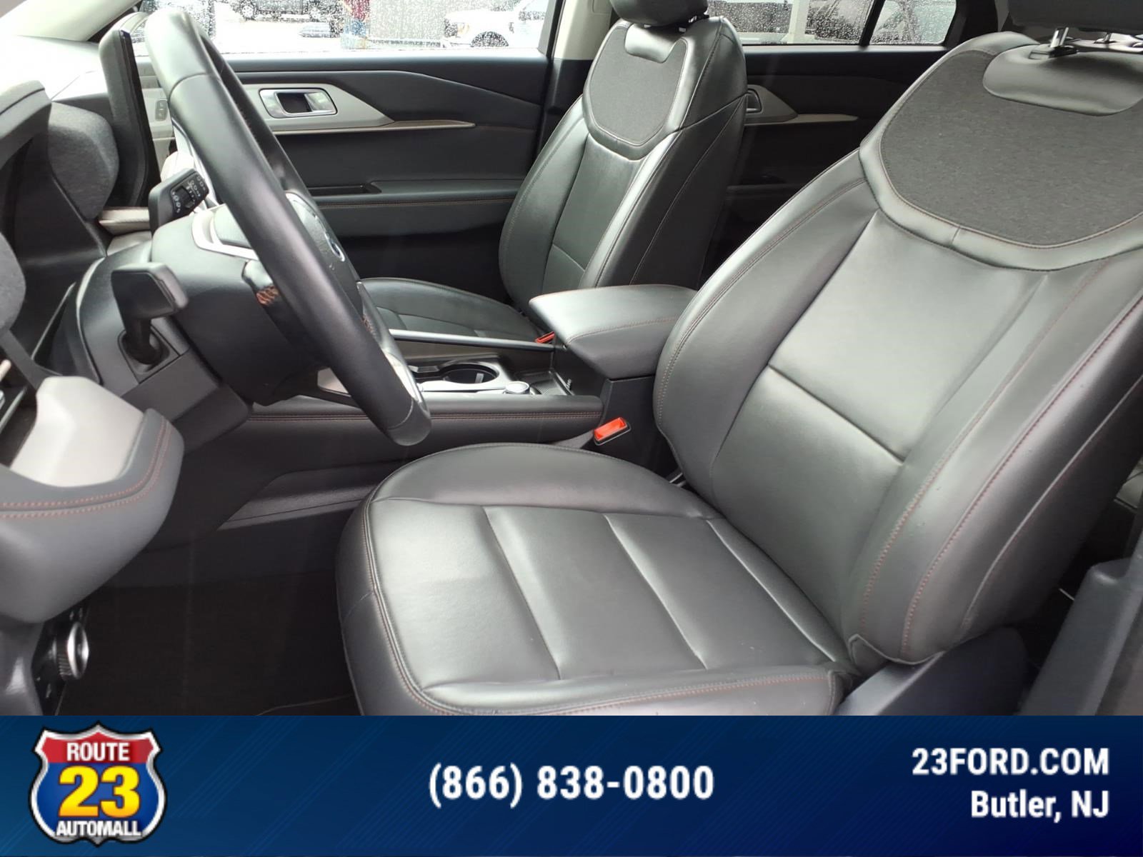 Certified 2025 Ford Explorer Active w/ Active Comfort Package AWD/4WD image 21