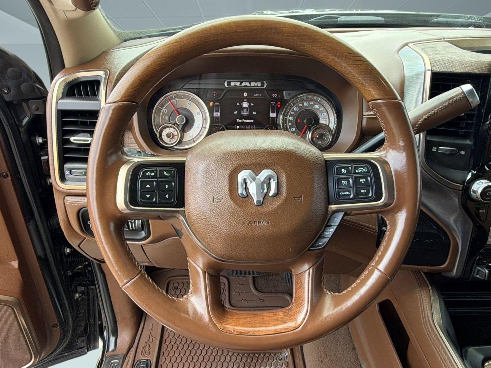 Used 2022 RAM 2500 Limited AWD/4WD image 16