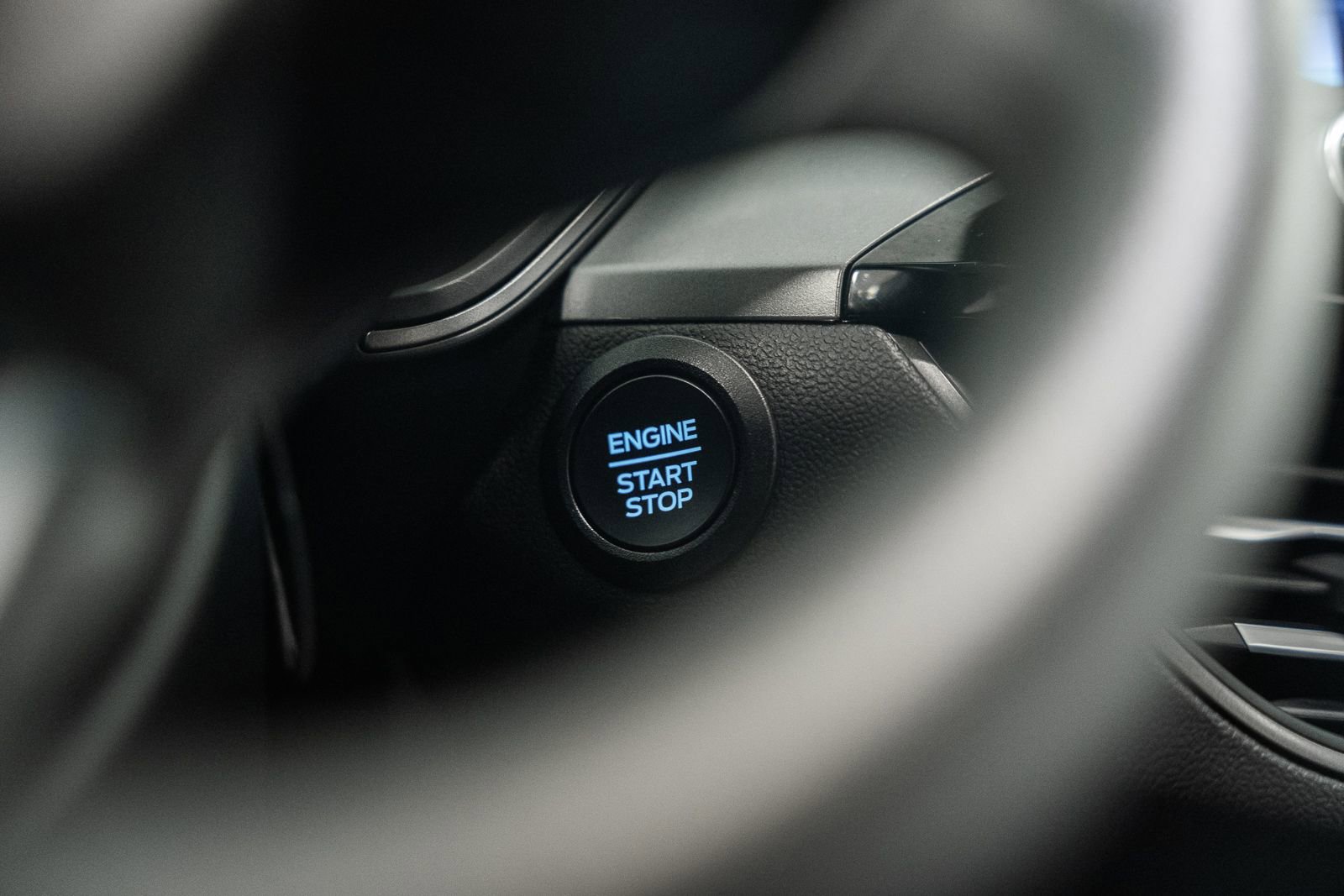 Certified 2025 Ford Escape Active image 24