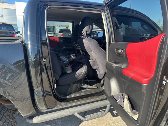 Used 2019 Toyota Tacoma SR5 image 16