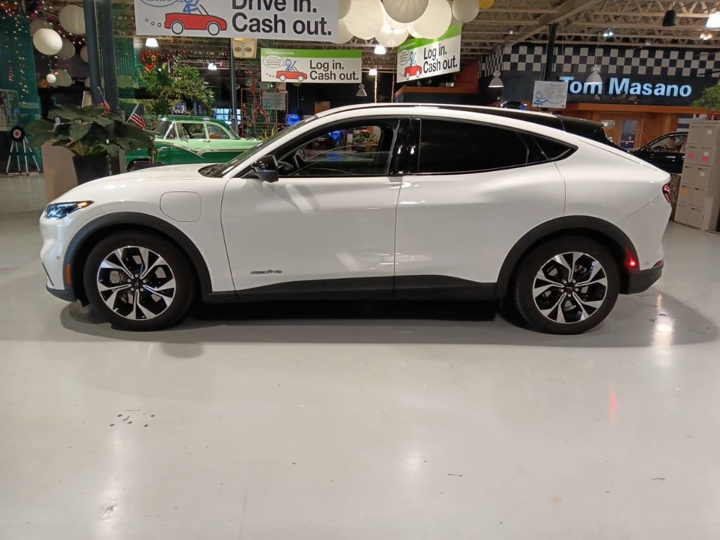 Certified 2024 Ford Mustang Mach-E Select w/ Comfort Package Lite image 3