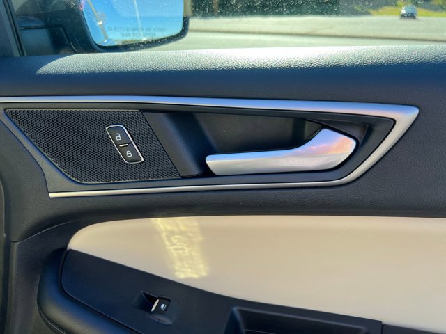 Certified 2021 Ford Edge SEL w/ Cargo Accessory Package image 34