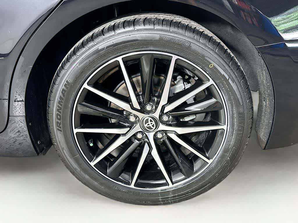 Used 2021 Toyota Camry SE FWD image 8