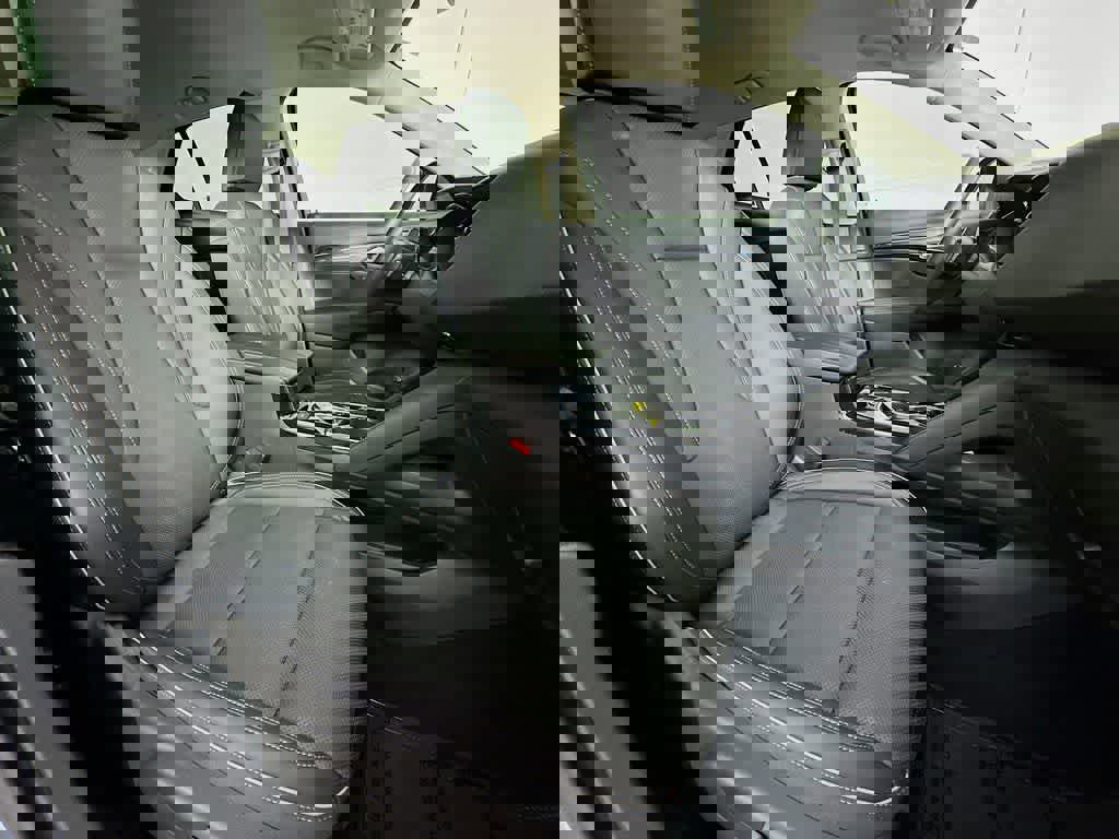 Used 2023 Buick Envision Essence image 15