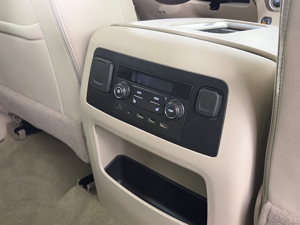 Used 2019 GMC Yukon XL Denali w/ Open Road Package AWD/4WD image 30
