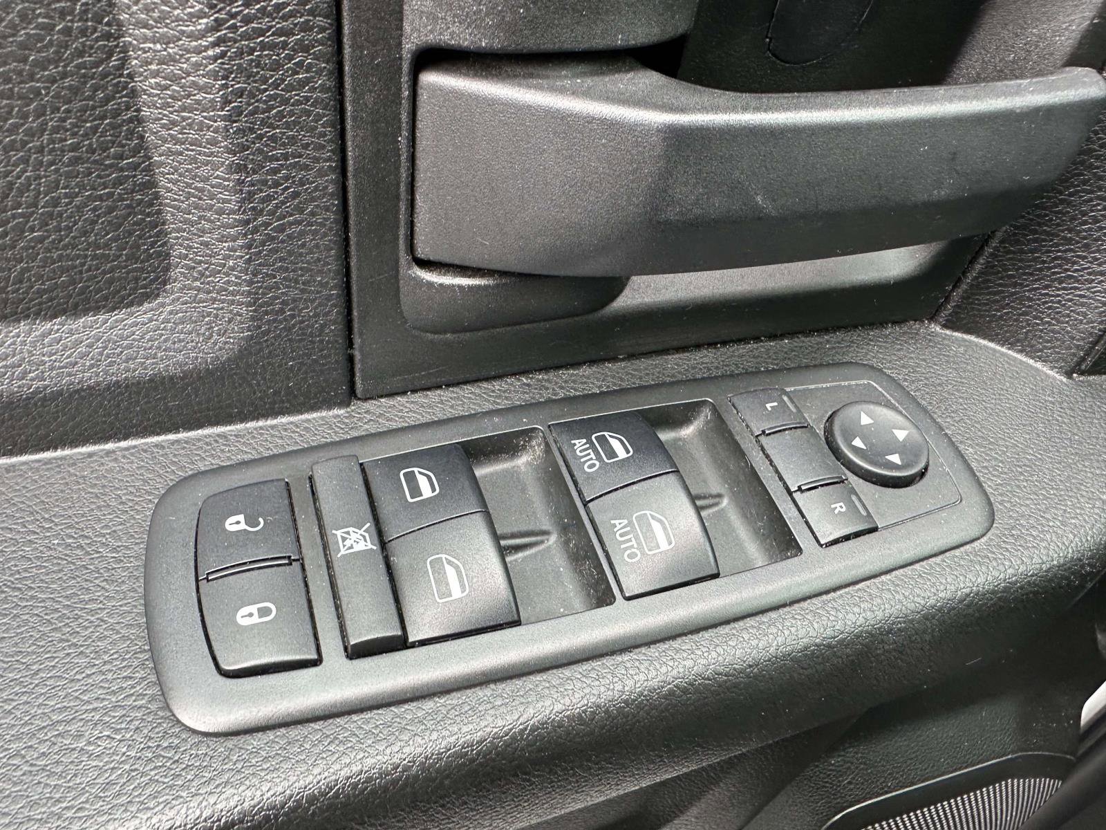 Used 2019 RAM 1500 Classic Tradesman AWD/4WD image 30