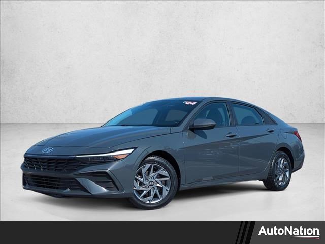 Used 2024 Hyundai Elantra SEL image 8