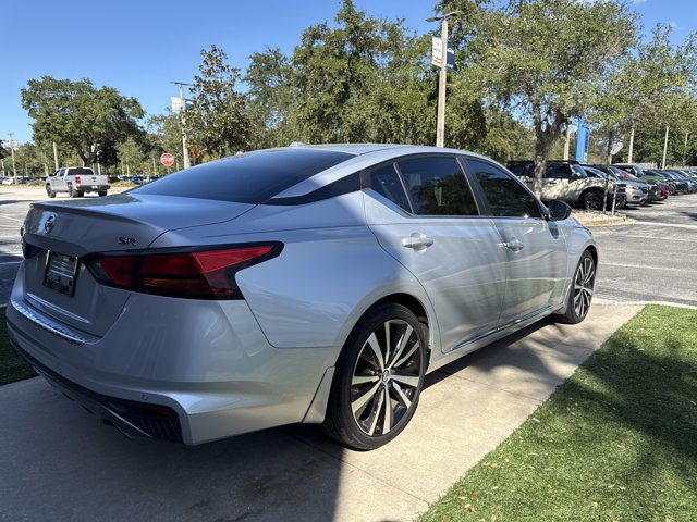 Used 2020 Nissan Altima 2.5 SR FWD image 3