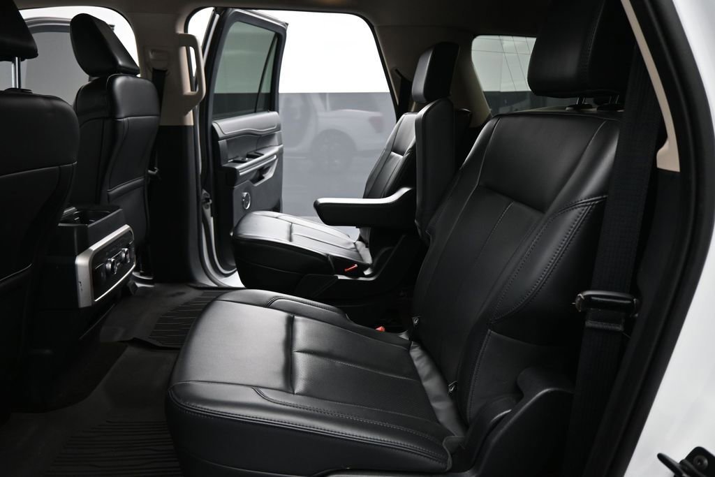 Certified 2023 Ford Expedition Max XLT RWD image 18