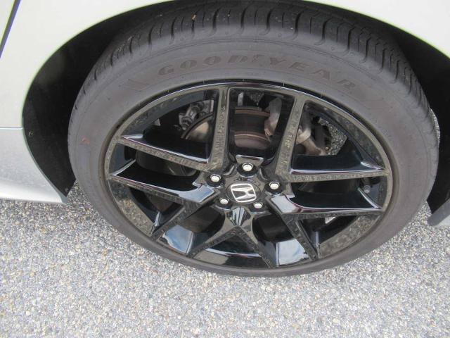 Used 2025 Honda Civic Sport image 9