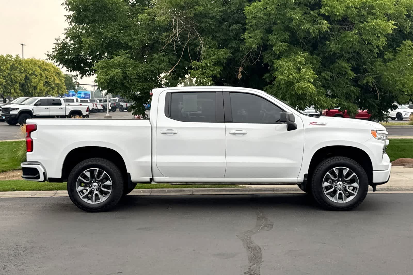 Used 2022 Chevrolet Silverado 1500 RST AWD/4WD image 8