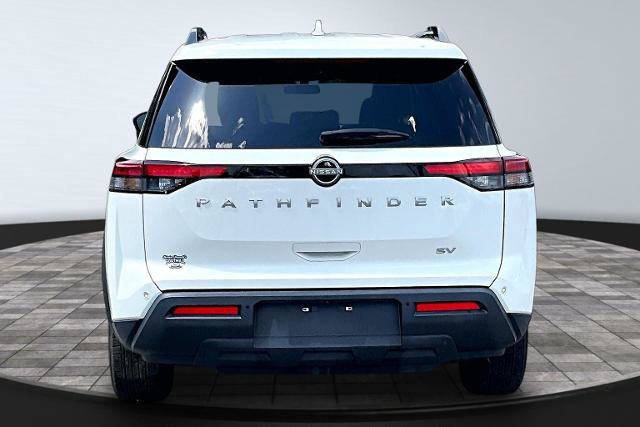 Used 2024 Nissan Pathfinder SV FWD image 4