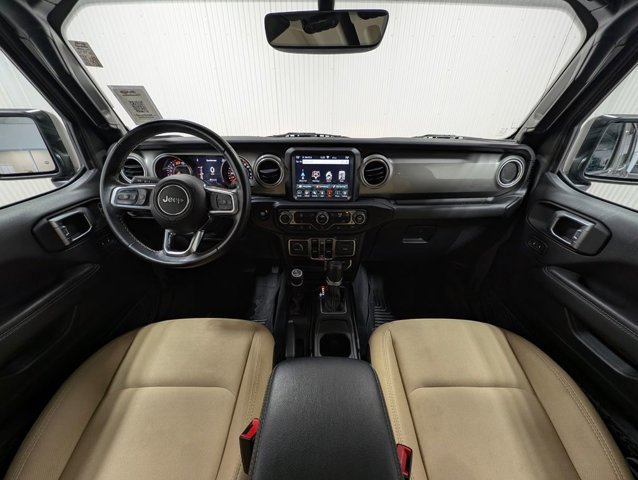 Used 2020 Jeep Wrangler Unlimited Sahara image 6