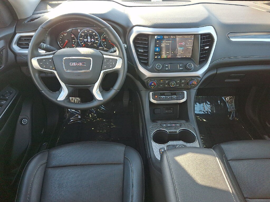 Used 2023 GMC Acadia SLT w/ Technology Package AWD/4WD image 12