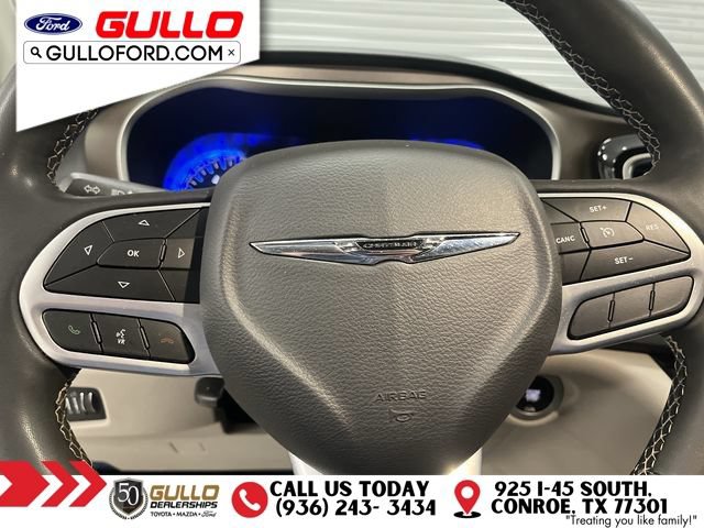 Used 2023 Chrysler Voyager LX FWD image 23