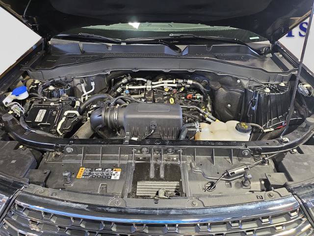 Certified 2022 Ford Explorer XLT w/ Equipment Group 202A AWD/4WD image 8