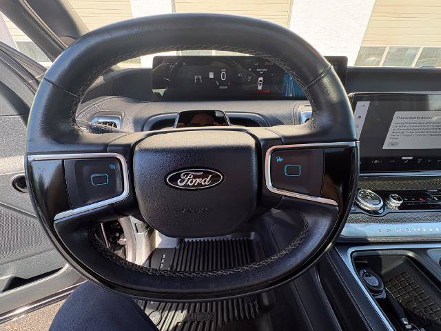 Certified 2025 Ford Expedition Max Platinum w/ Stealth Appearance Package AWD/4WD image 14