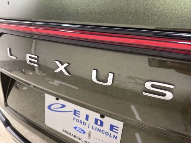 Used 2023 Lexus LX 600 4WD w/ Accessory Package (Z1) image 30