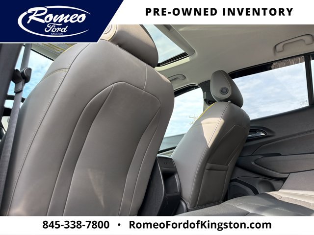 Used 2024 Chevrolet Trax ACTIV w/ Sunroof Package FWD image 28