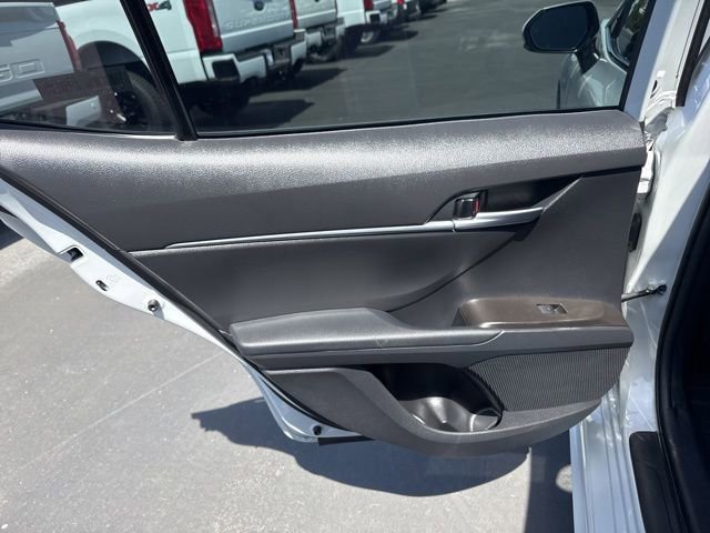Used 2024 Toyota Camry SE FWD image 11