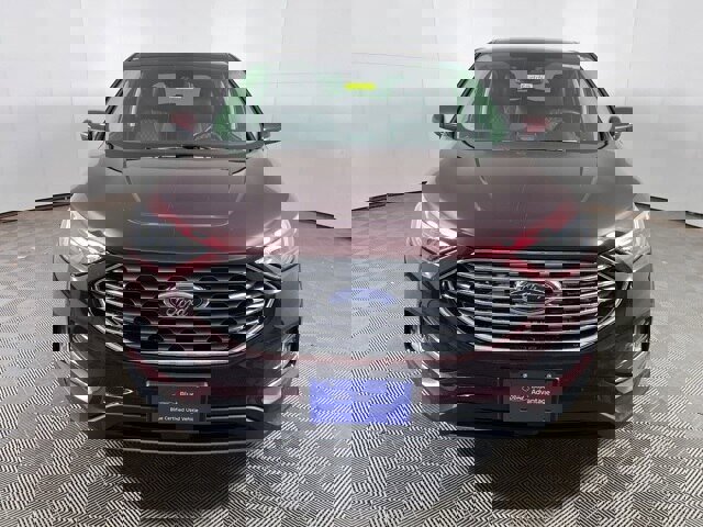 Certified 2023 Ford Edge Titanium image 2