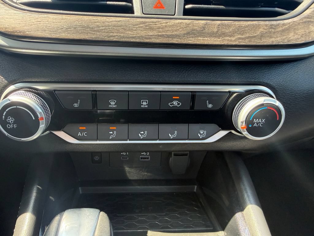Used 2024 Nissan Altima 2.5 SV w/ SV Premium Package FWD image 26