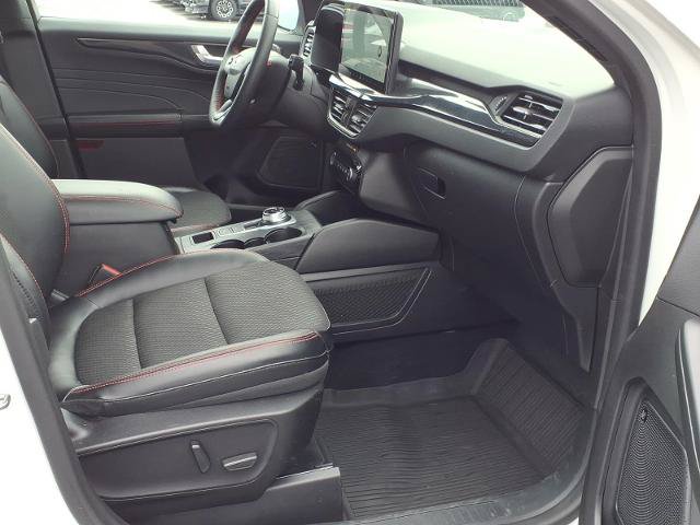 Certified 2023 Ford Escape ST-Line Select w/ Tech Pack #2 AWD/4WD image 8