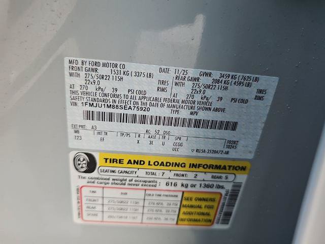 Certified 2025 Ford Expedition Platinum w/ Driver's Package AWD/4WD image 36