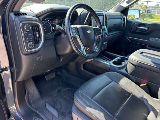 Used 2021 Chevrolet Silverado 1500 LTZ w/ Technology Package AWD/4WD image 12