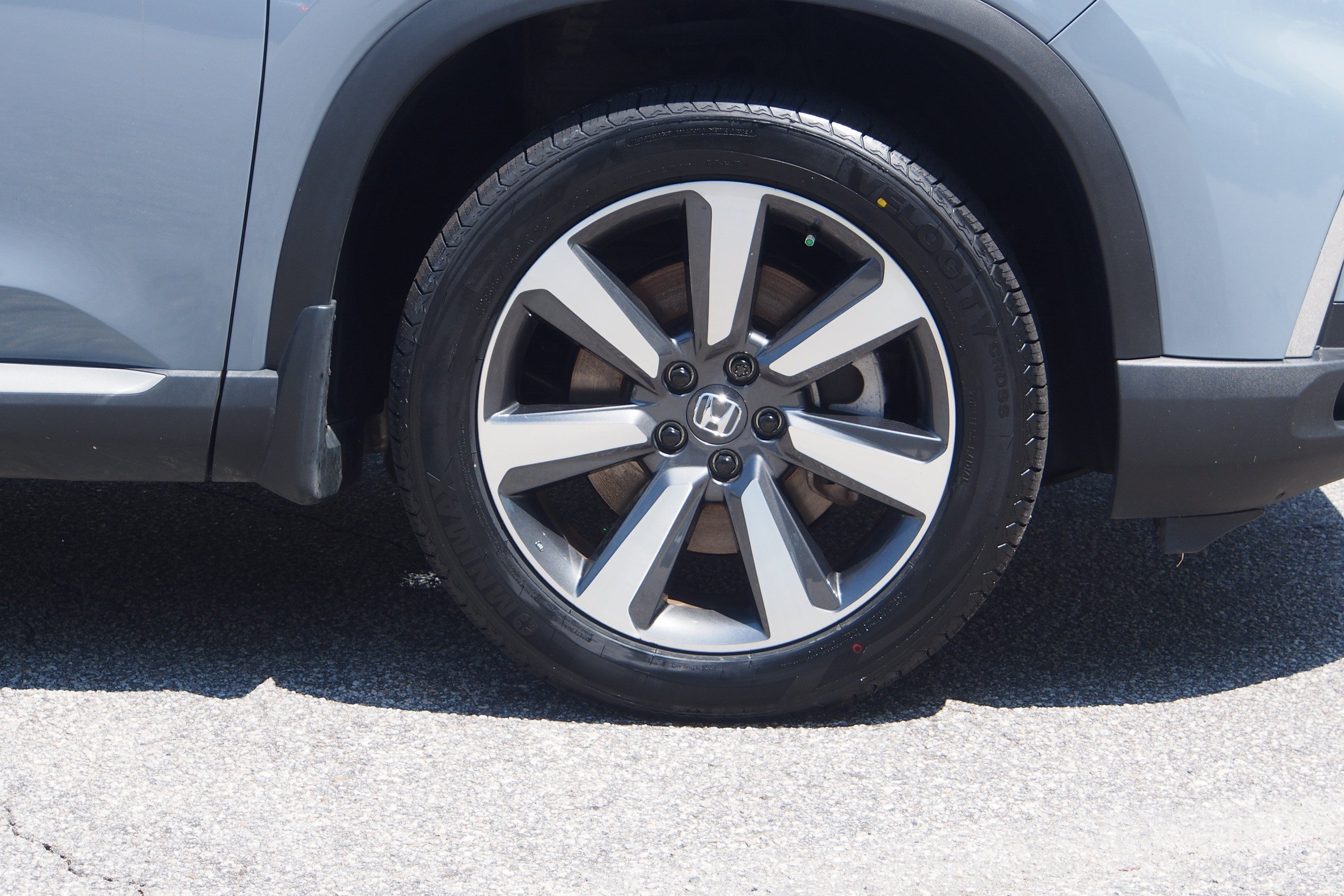 Used 2025 Honda Pilot Touring image 10