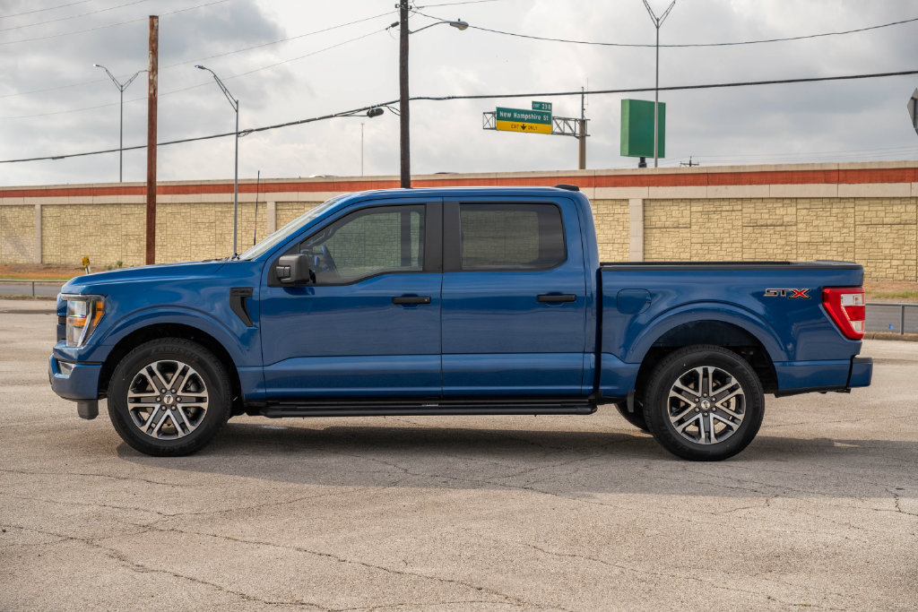 Certified 2023 Ford F150 XL w/ STX Appearance Package RWD image 5