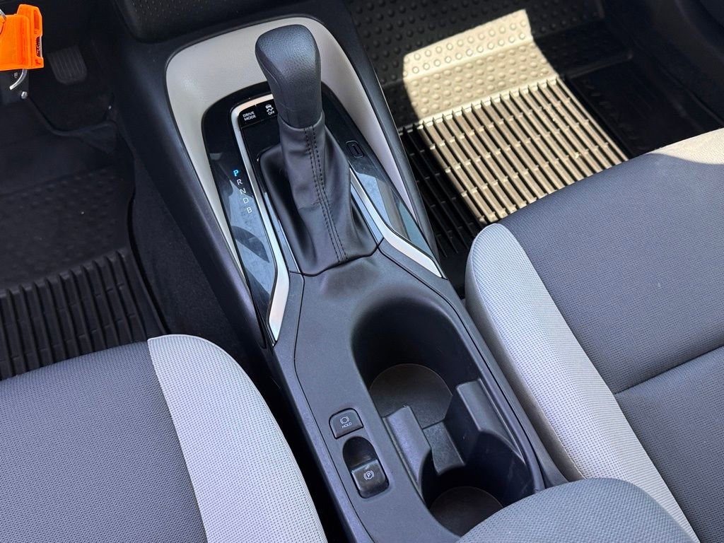 Used 2024 Toyota Corolla LE FWD image 24