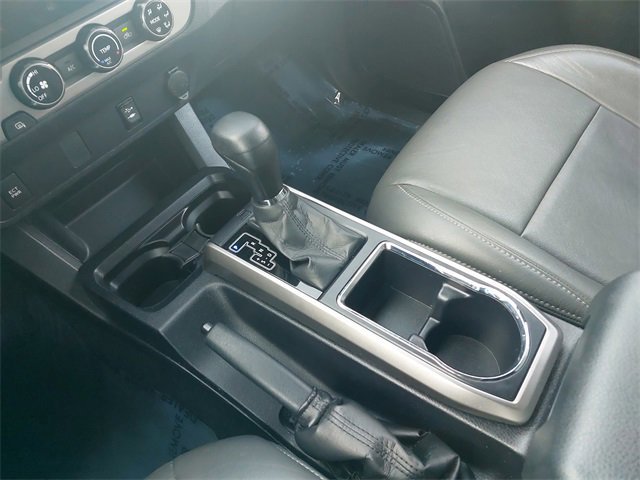 Used 2017 Toyota Tacoma SR5 w/ Tow Package image 23