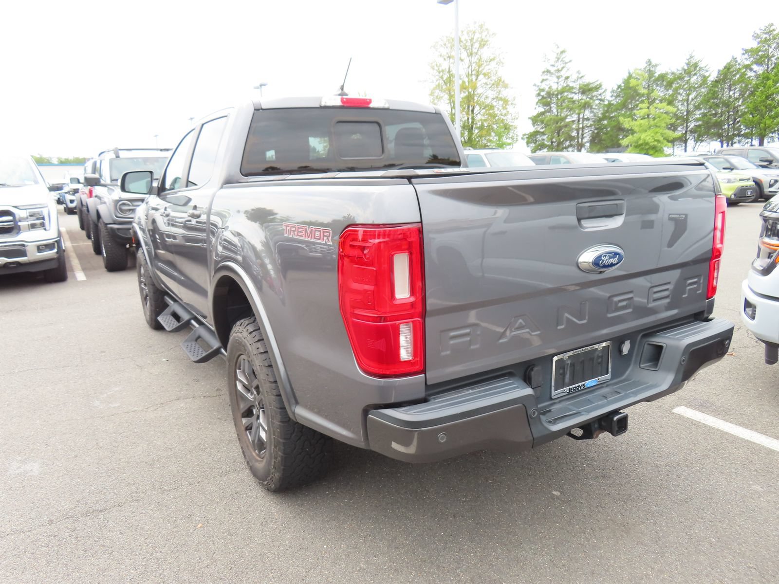Certified 2022 Ford Ranger Lariat w/ Tremor Off-Road Package AWD/4WD image 7