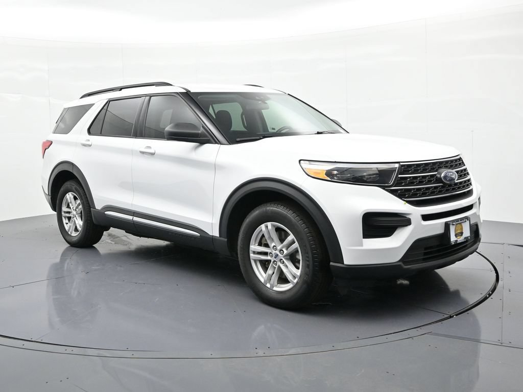 Certified 2022 Ford Explorer XLT AWD/4WD image 4