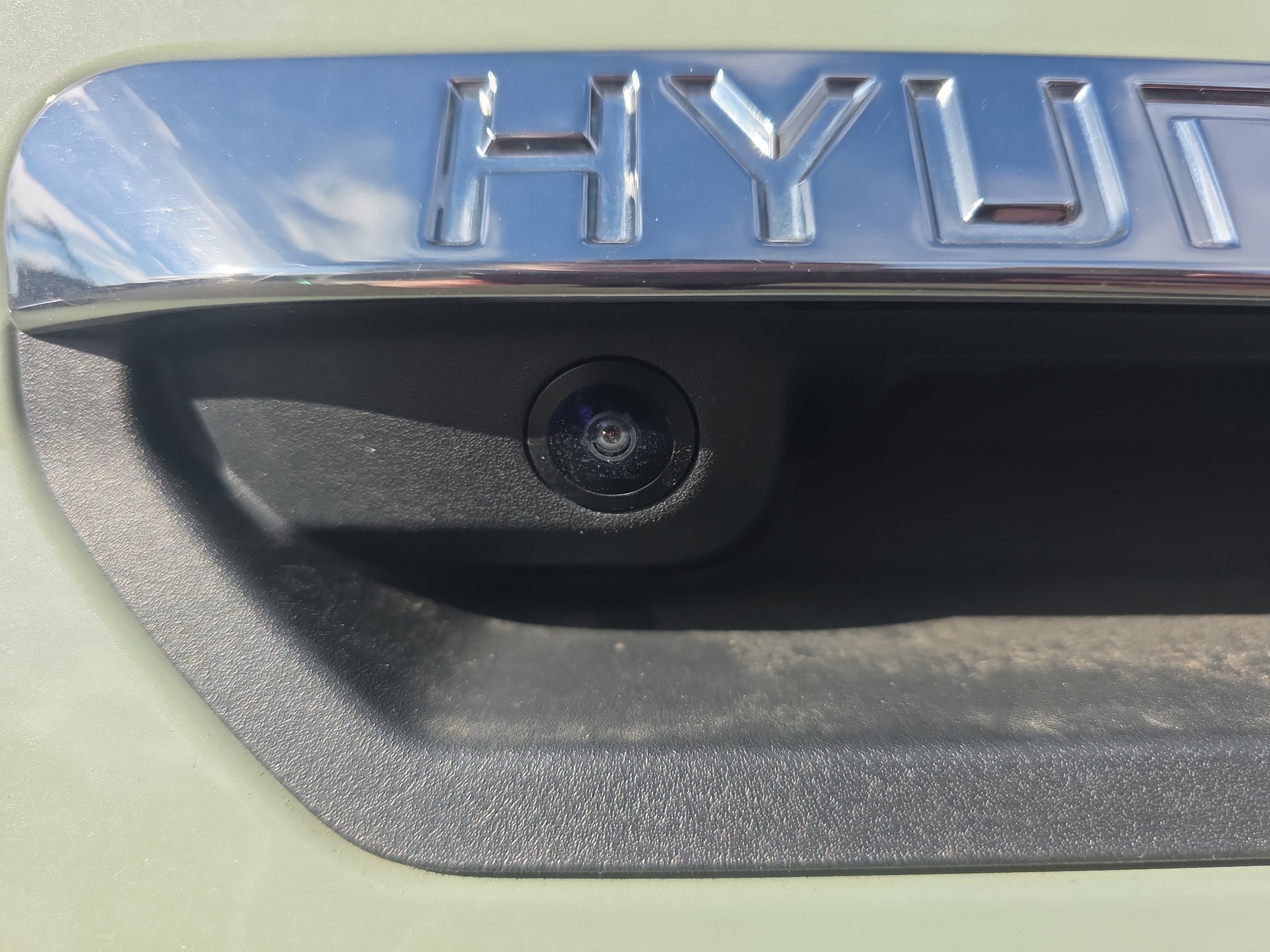 Used 2024 Hyundai Santa Cruz Limited image 15