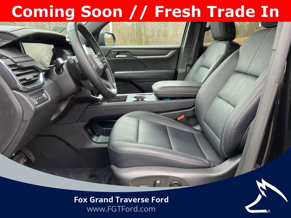 Used 2026 GMC Acadia Elevation w/ Elevation Premium Package AWD/4WD image 9