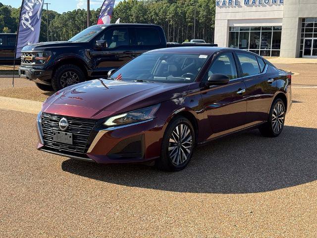 Used 2025 Nissan Altima 2.5 SV