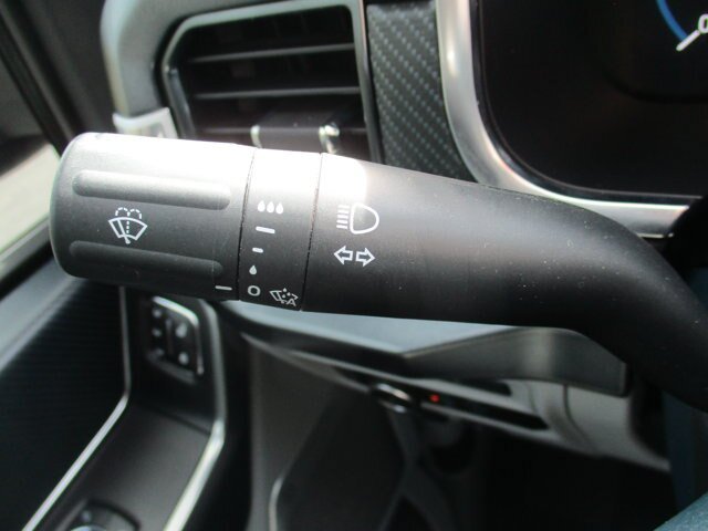 Certified 2023 Ford F150 Limited AWD/4WD image 11
