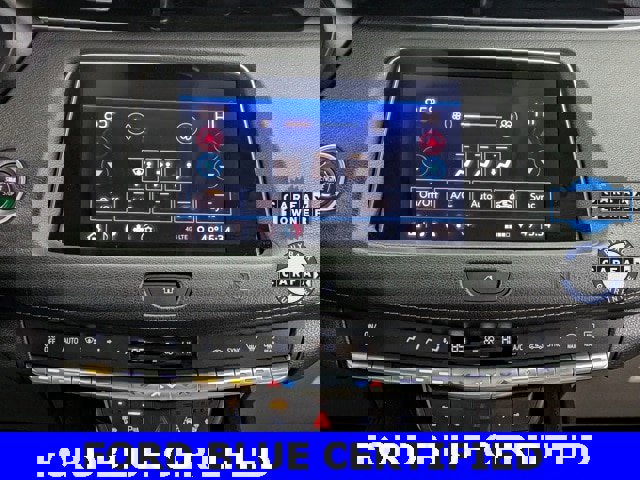 Used 2019 Cadillac XT4 Premium Luxury w/ Cold Weather Package image 28