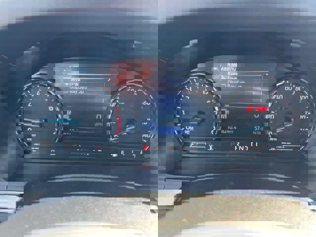 Certified 2022 Ford Explorer XLT w/ Equipment Group 202A image 19